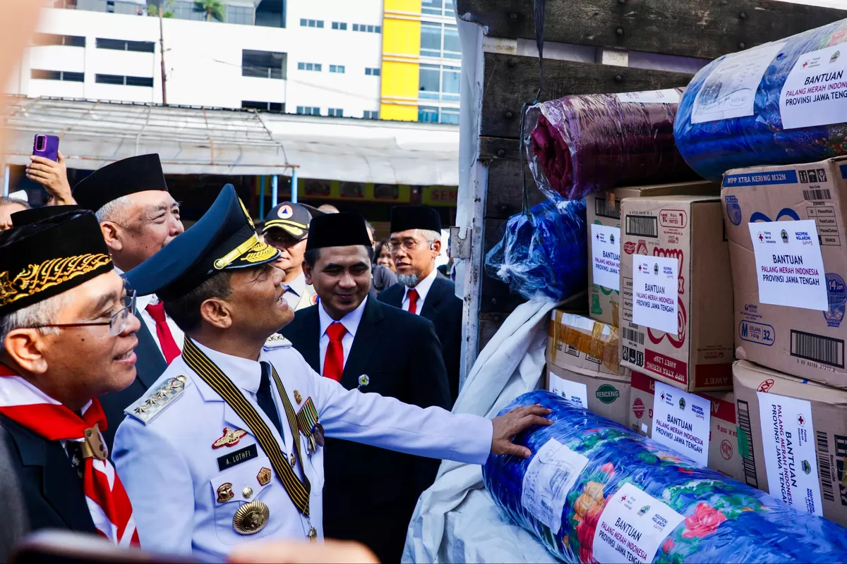 Jateng Kirim 16 Personel dan Ribuan Paket Bantuan untuk Korban Gempa NTT