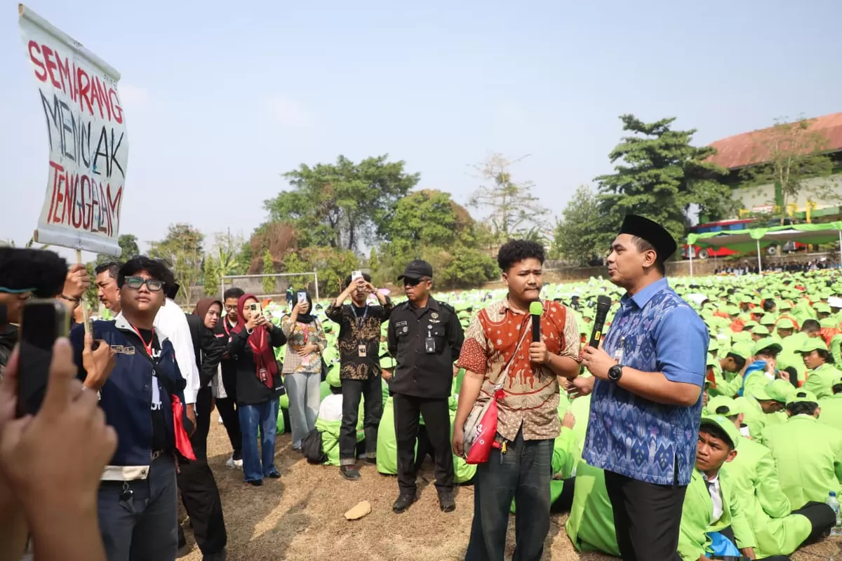 Gus Yasin Dorong Mahasiswa Tak Berhenti Meneliti, Ikut Atasi Rob