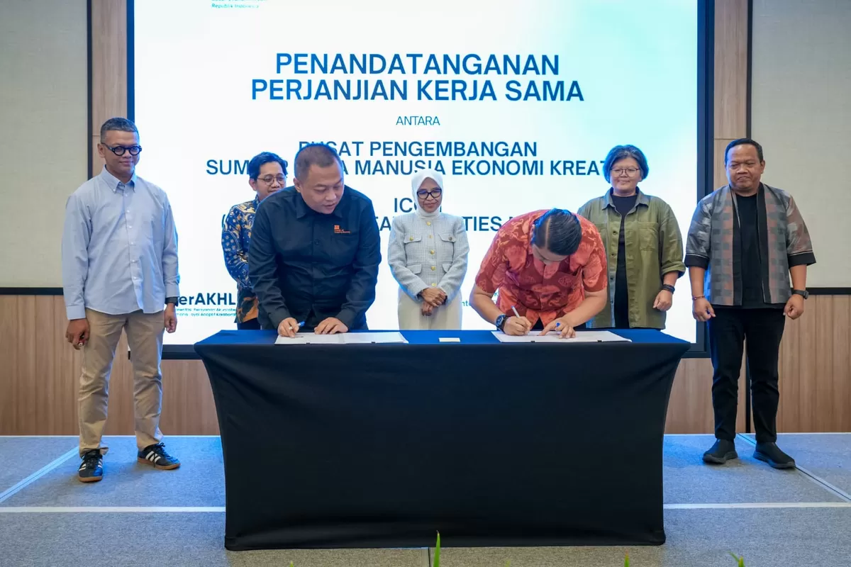 Dok. Penandatanganan Perjanjian Kerjasama Antara Pusat Pengembangan Sumber Daya Manusia Ekonomi KLreatif dengan ICCN