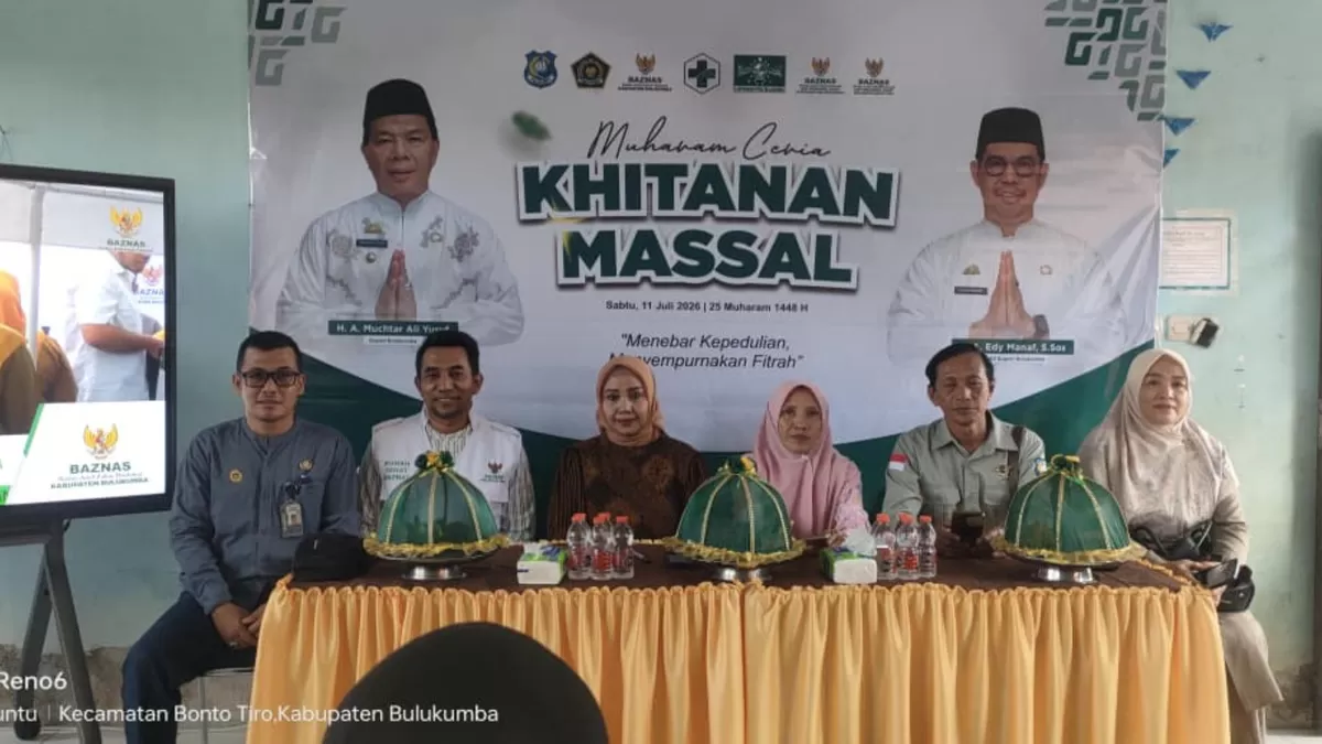 Camat Bontotiro H. Andi Endang, Komisioner BAZNAS Yusuf Sandi, perwakilan Bagian Kesra Drs. Mudassir, Kapolsek Bontotiro, serta para kepala desa dan kepala sekolah se-Kecamatan Bontotiro. 