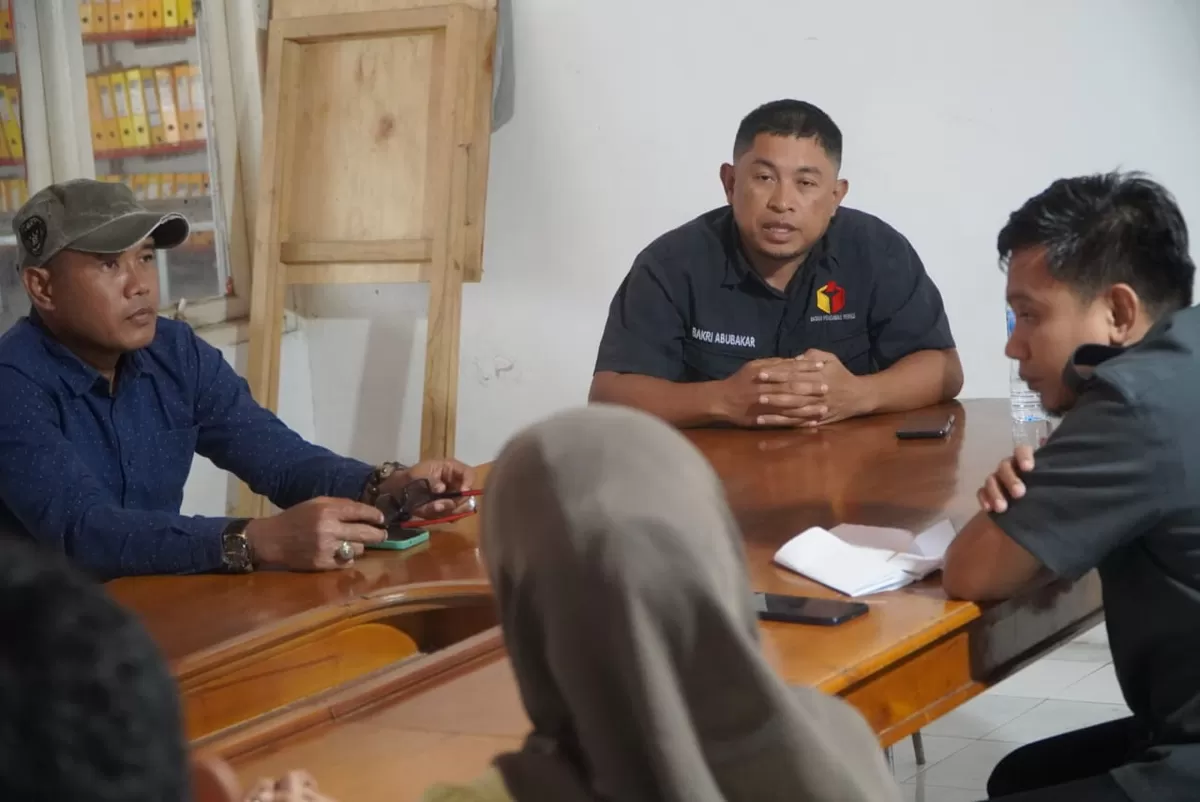Bawaslu Bulukumba perkuat kapasitas alumni Pendidikan Pengawas Partisipatif (P2P) melalui kegiatan penguatan yang digelar di Kantor Bawaslu Bulukumba, Senin (13/7/2026)