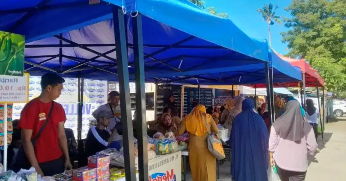 Ringankan Beban Warga, Gerakan Pangan Murah di Kalumeme Disambut Antusias (Firman)