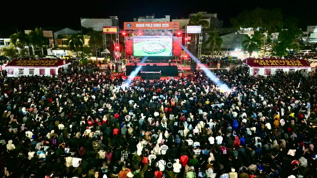 Nontomn bareng partai final piala dunia yang berlangsung di Lapangan Pemuda, Senin dini hari, 20 Juli 2026.