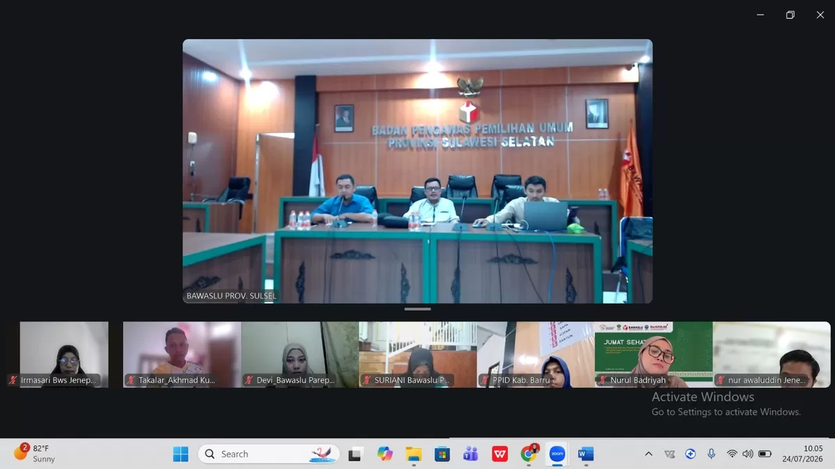 Bawaslu Provinsi Sulawesi Selatan menggelar rapat persiapan Monitoring dan Evaluasi (Monev) Keterbukaan Informasi Publik (KIP) melalui Self Assessment Questionnaire (SAQ) Tahun 2026 secara virtual melalui Zoom, Jumat (24/7/2026). 