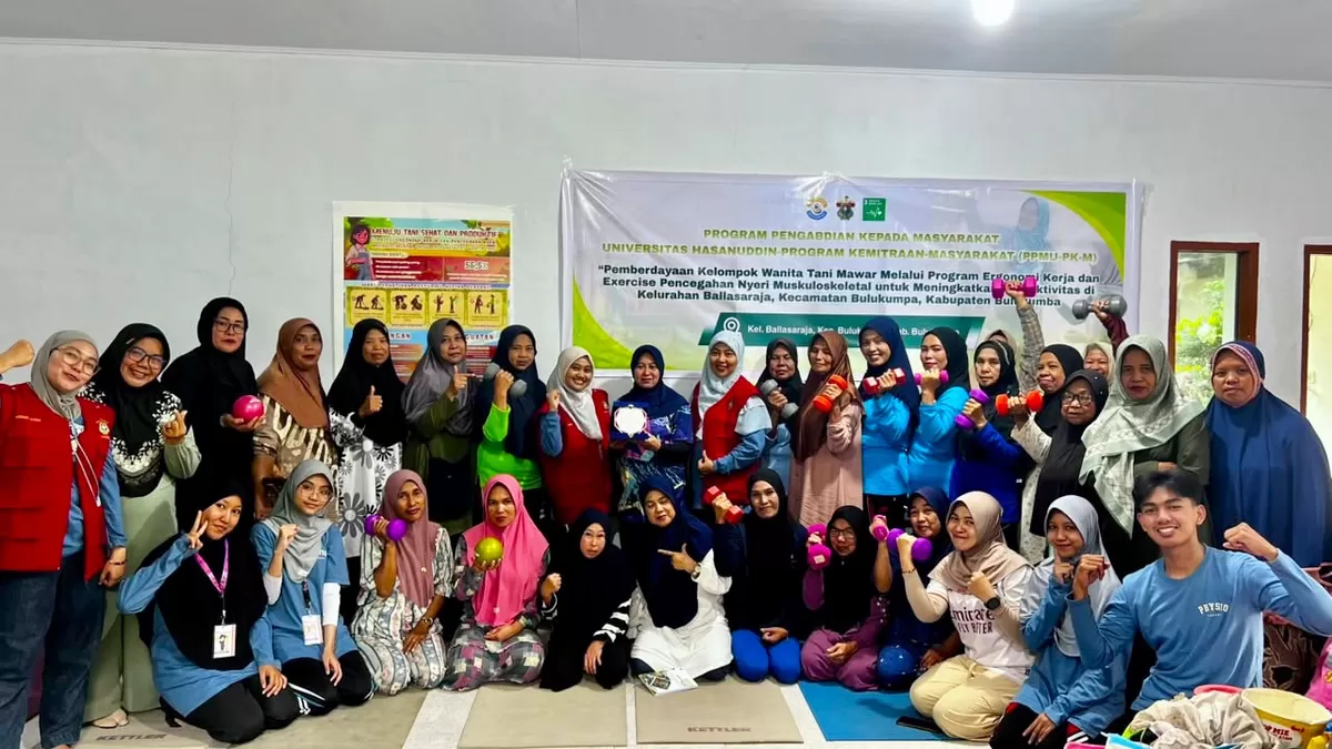 Dok. Pemberdayaan Kelompok Wanita Tani (KWT) Mawar melalui Program Ergonomi Kerja dan Exercise Pencegahan Nyeri Muskuloskeletal