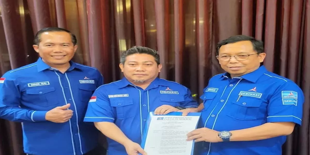 Anggota DPR RI dari Daerah Pemilihan Sulawesi Selatan II, Andi Muzakkir Aqil, ditunjuk sebagai Pelaksana Tugas (Plt) Ketua DPC Partai Demokrat Kota Makassar. 