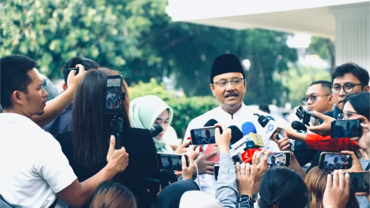 Bansos PKH dan BPNT sebagai Instrumen Perlindungan Sosial Bansos PKH dan BPNT sebagai Instrumen Perlindungan Sosial