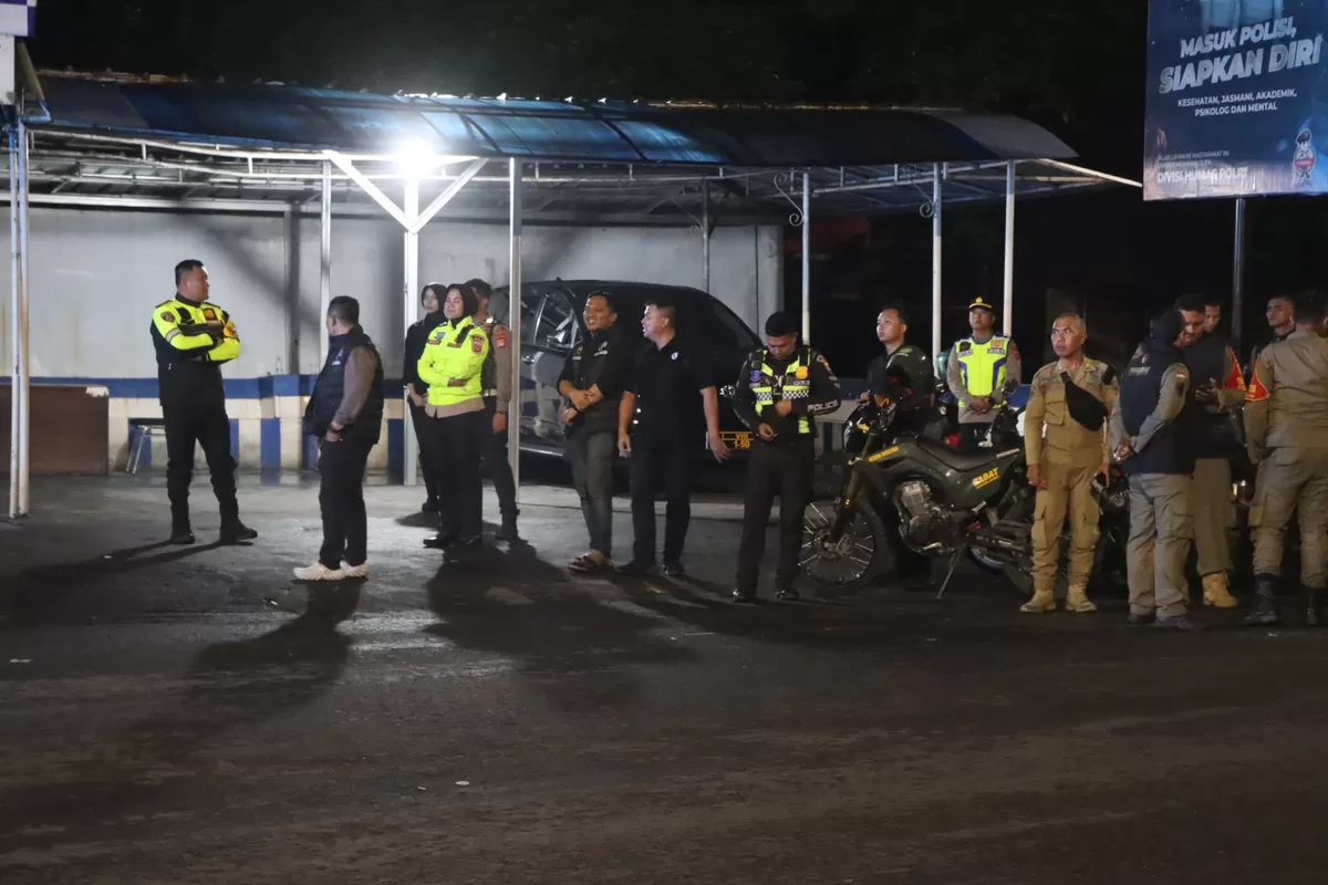 Kapolres Subang AKBP Dony Eko Wicaksono pimpin langsung patroli malam pergantian Tahun Baru 2026 pada Kamis, 1 Januari 2026  (Dok. Istimewa)