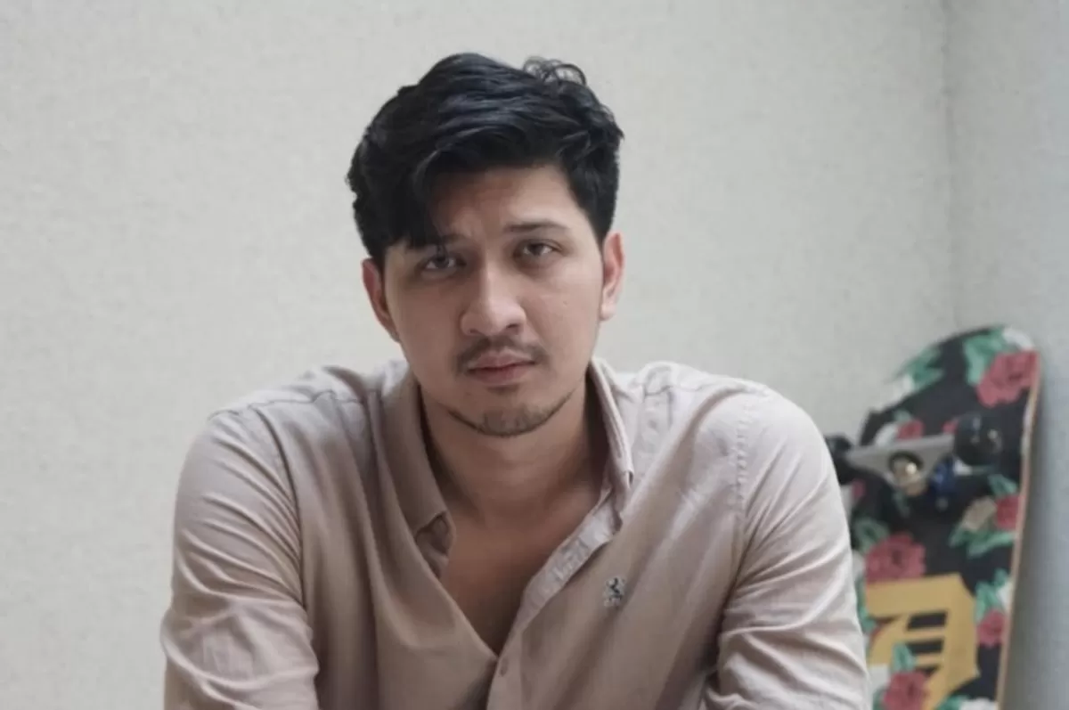 Menyoroti penuturan adik Ammar Zoni, Aditya Zoni usai kakaknya mengaku mendapatkan intimidasi yang diduga dari petugas rutan (Instagram.com/@real_aditya1)