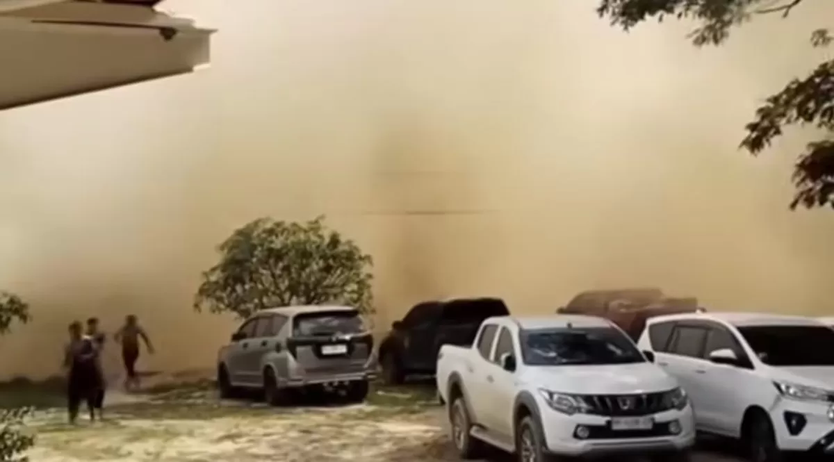 Ancaman debu dari sisa lumpur banjir di Aceh Tamiang (Instagram/berita_aceh_tamiang_offical)