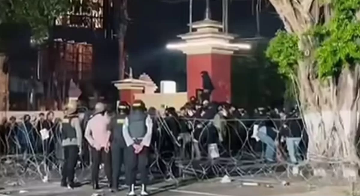 Kronologi dan jalannya aksi massa di depan Polda DIY (Instagram/poldajogja)