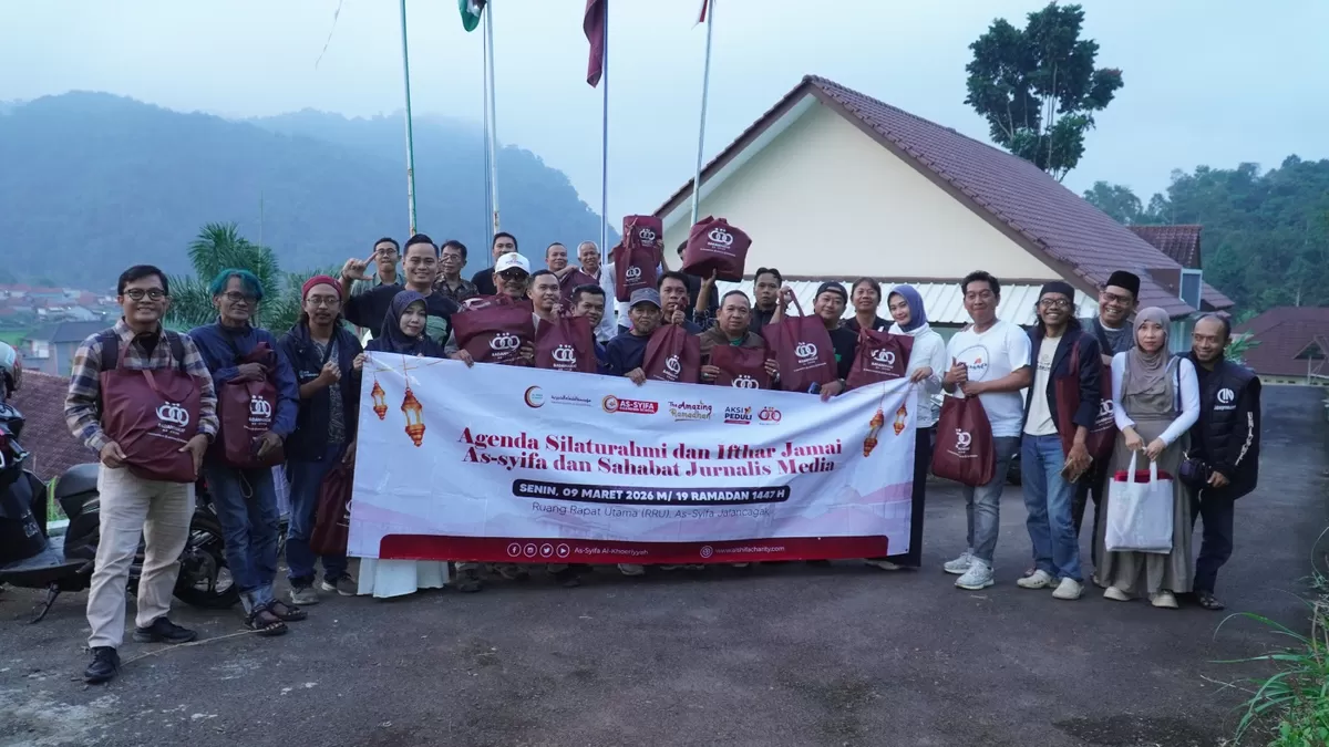 Jurnalis dari berbagai media di Kabupaten Subang mengikuti silaturahmi bersama LAZ Assyifa Peduli untuk memperkuat kolaborasi informasi dan kepedulian sosial di Subang, Senin 9 Maret 2026 (Dok. Assyifa Peduli)