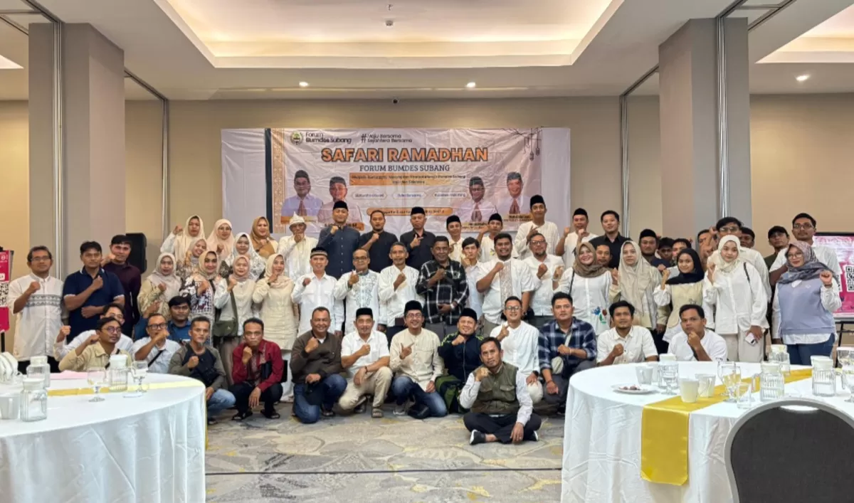 Narasumber dan peserta mengikuti kegiatan Safari Ramadan Forum BUMDes Subang yang membahas pemetaan potensi ekonomi desa hingga kawasan penyangga Pelabuhan Patimban di Fave Hotel Pamanukan, Kabupaten Subang, Sabtu, 14 Maret 2026.