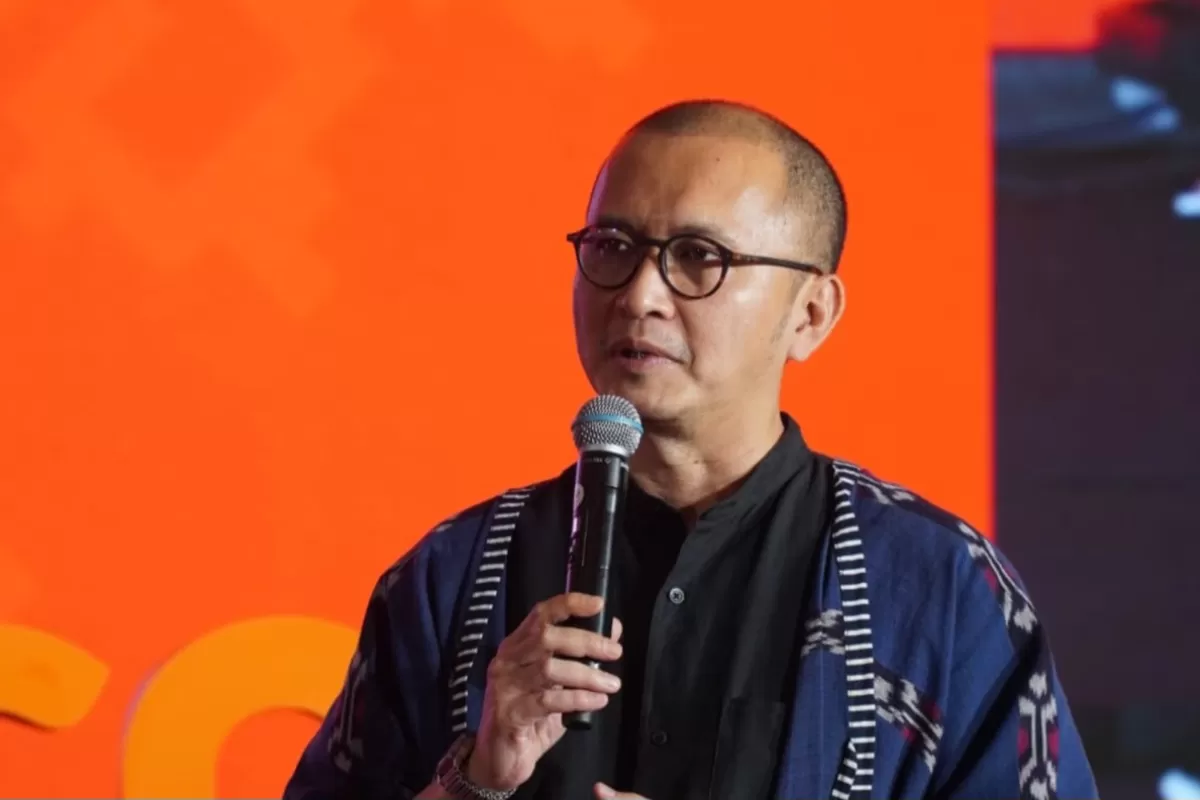Ketua Umum ICCN, Tb Fiki C Satari, saat menyampaikan pandangannya terkait pentingnya pembenahan sistem tata kelola ekonomi kreatif di Indonesia (Dok. ICCN)