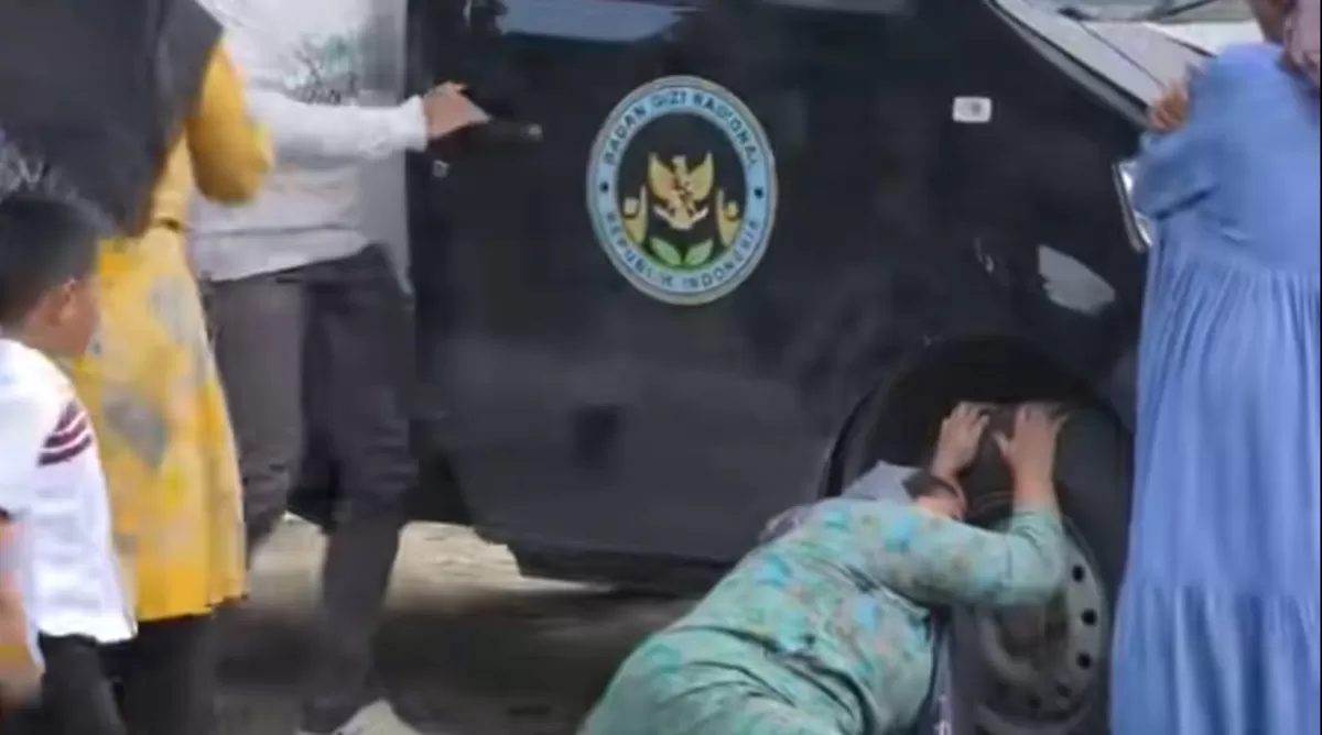 Viral video mobil MBG diduga menabrak balita di Indramayu, Jawa Barat (TikTok/papihcello66)