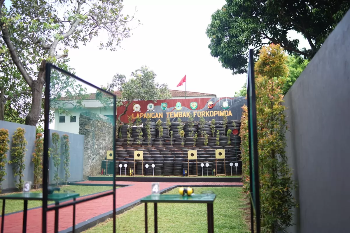 Lapangan Tembak Forkopimda di Kodim 0605 Subang yang resmi beroperasi sebagai sarana latihan, peningkatan kesiapsiagaan, dan pembinaan atlet menembak di Kabupaten Subang, Selasa 14 April 2026
