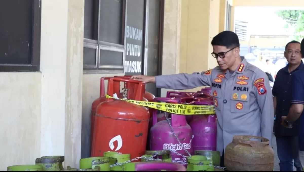 Polresta Banyuwangi membongkar dua pengoplos LPG 3 Kg yang merugikan negara ratusan juta (Doc. Polresta Banyuwangi)