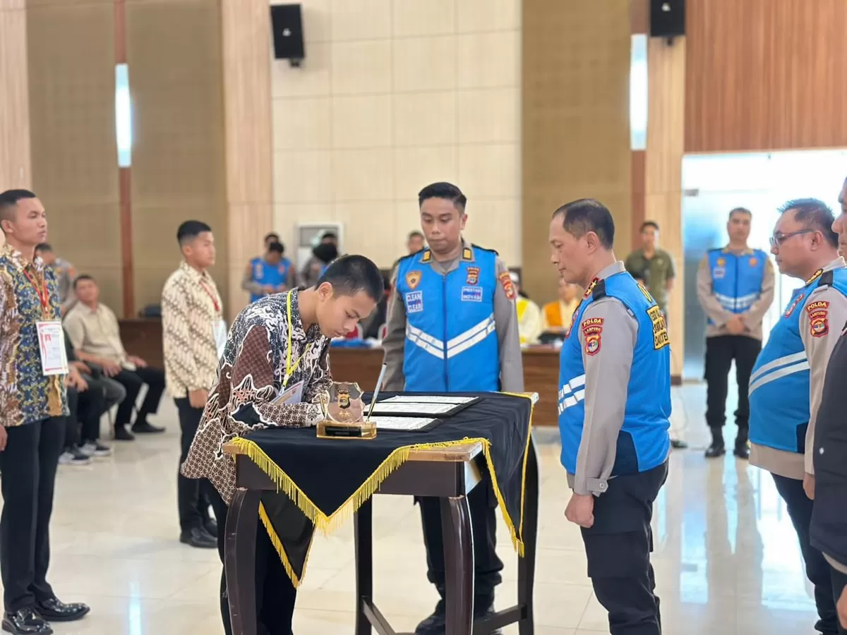 Peserta seleksi Polri 2026 menjalani tahapan seleksi di Polda Jawa Barat dengan sistem terbuka, di mana nilai tes langsung keluar untuk mencegah praktik curang (Dok. Istimewa)