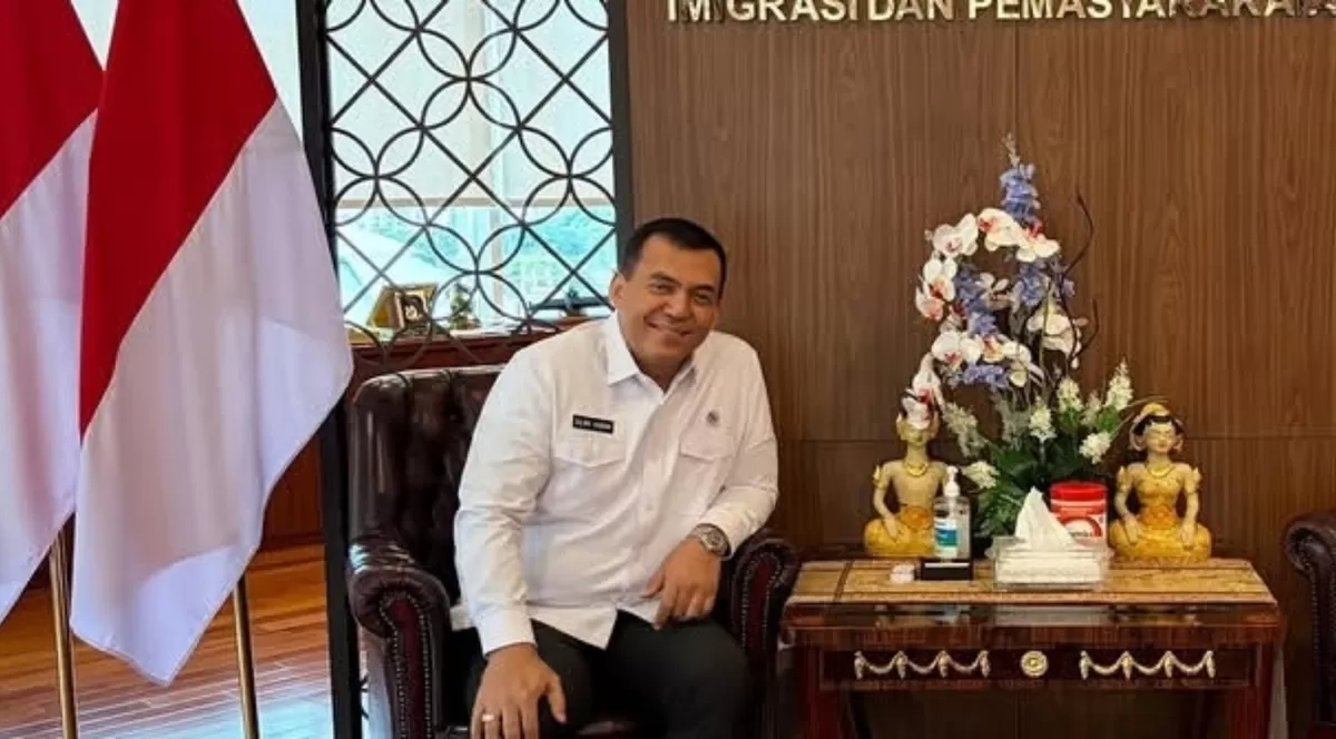 Wamen Imipas, Silmy Karim, menyerahkan diri ke KPK setelah kabar OTT di lingkungan Imigrasi Jakarta Barat (Instagram/silmykarim)