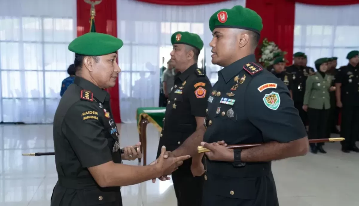 Komandan Korem 063 Sunan Gunung Jati Kolonel Inf Hista Soleh Harahap memimpin Serah Terima Jabatan Dandim 0605 Subang dari Letkol Czi Asep Saepudin kepada Letkol Czi Deny Widi Anggoro, Rabu, 2 September 2026