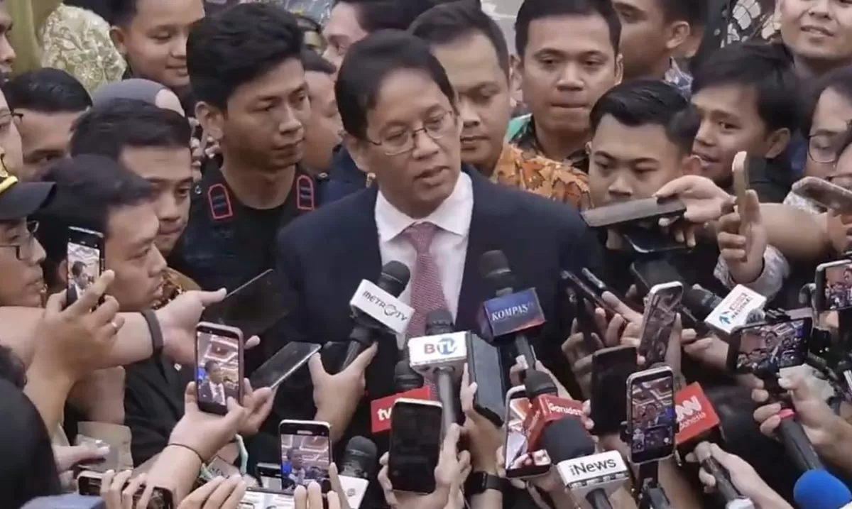 Purbaya Yudhi Sadewa usai serah terima jabatan Menteri Keuangan dengan Suahasil Nazara (YouTube/Kementerian Keuangan)