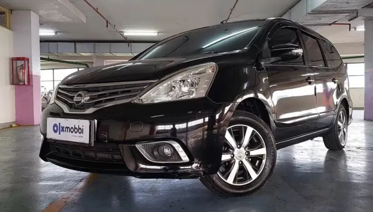 Salah satu MPV bekas yang ditawarkan di bawah Rp100 juta di pasar mobil bekas, 30 September 2026