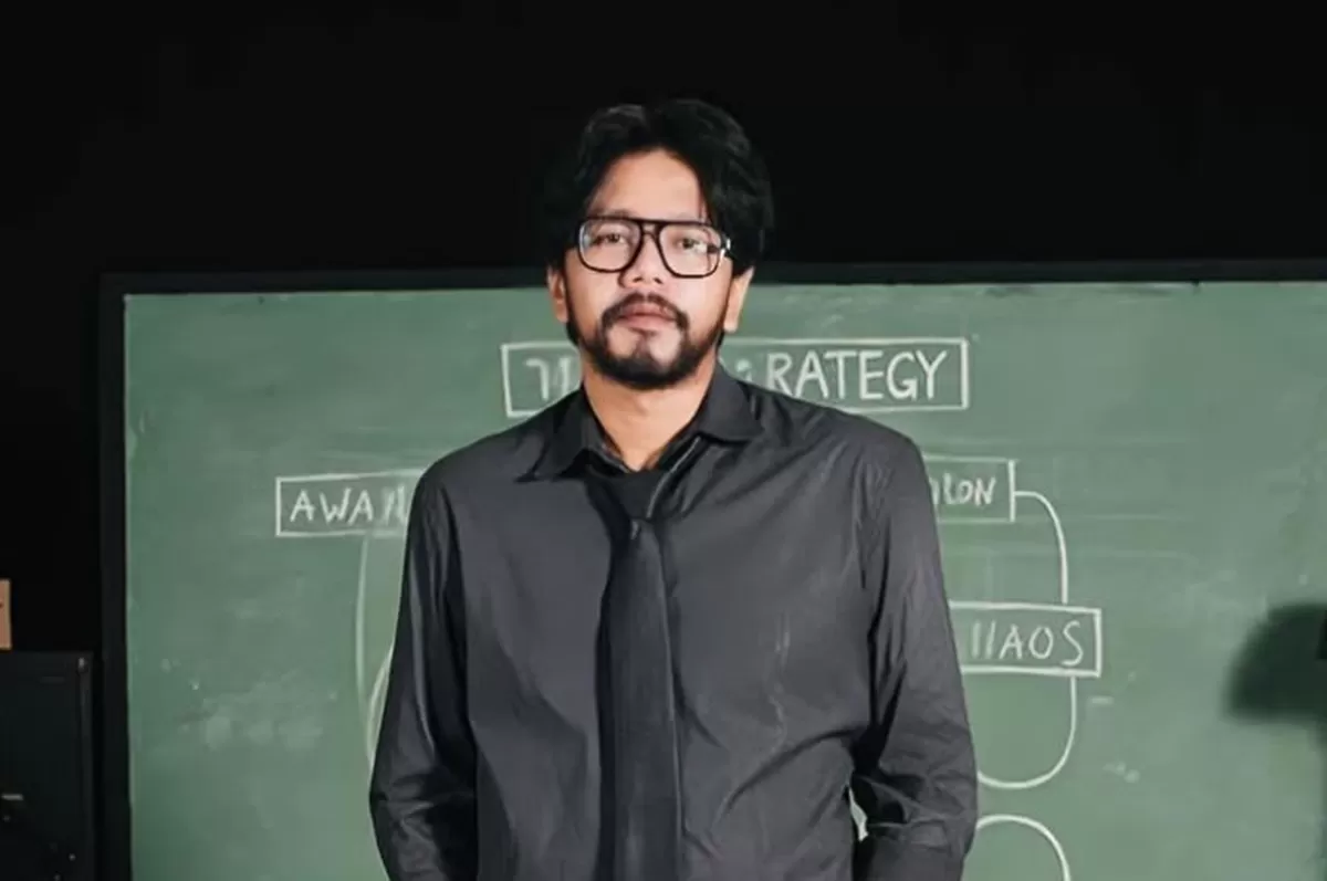 Influencer Ferry Irwandi sorot soal pendidikan dan kemampuan berpikir kritis dalam refleksi awal tahun 2026. (Instagram.com/@irwandiferry)
