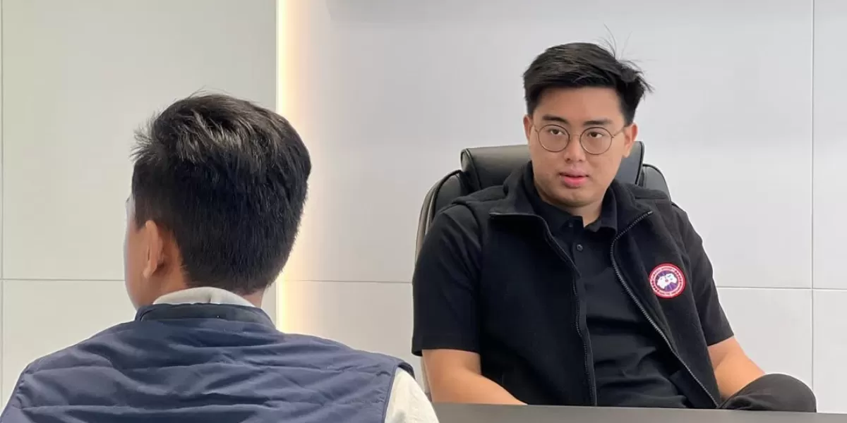 Timothy Ronald pendiri Akademi Crypto dilaporkan ke polisi dalam kasus dugaan penipuan trading kripto belum lama ini. (Instagram.com/@timothyronaldd)