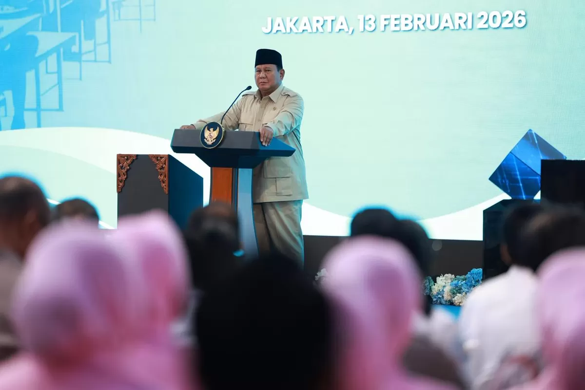 Prabowo dalam peresmian Satuan Pelayanan Pemenuhan Gizi (SPPG) dan gudang ketahanan pangan Polri. (Dok. Sekretariat Presiden)