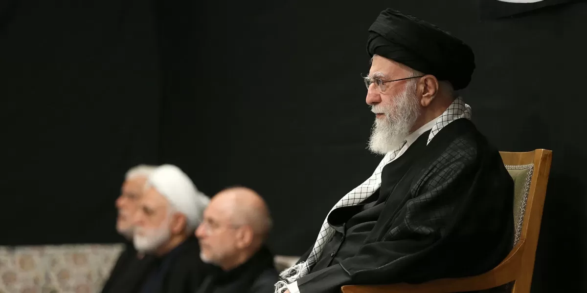 Israel belum lama ini klaim serangan ke Iran targetkan Pemimpin Tertinggi Ayatollah Ali Khamenei dan Presiden Masoud Pezeshkian. (X.com/@khamenei_ir)
