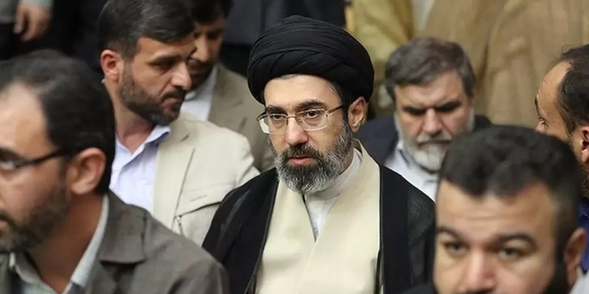 Berikut profil Mojtaba Khamenei, putra mendiang Ayatollah Ali Khamenei yang jadi salah satu calon kuat Pemimpin Tertinggi Iran yang baru. (X.com)