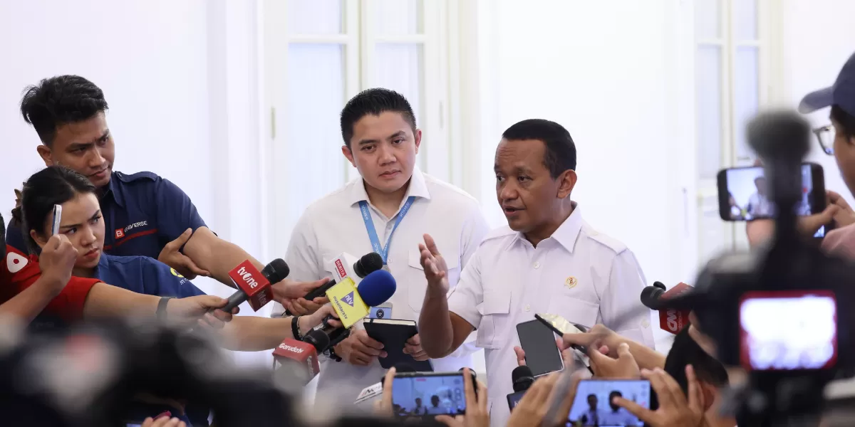 Menteri ESDM Bahlil Lahadalia mengatakan bahwa Indonesia mendapatkan minyak mentah dari Rusia untuk memenuhi kebutuhan dalam negeri. (Bakom RI)