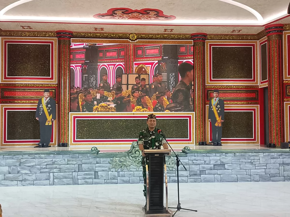 Kepala Staf Angkatan Udara (KASAU) Marsekal TNI Mohamad Tonny Harjono berikan sambutan di Balairung Gajah Mada. (Senayan Post)