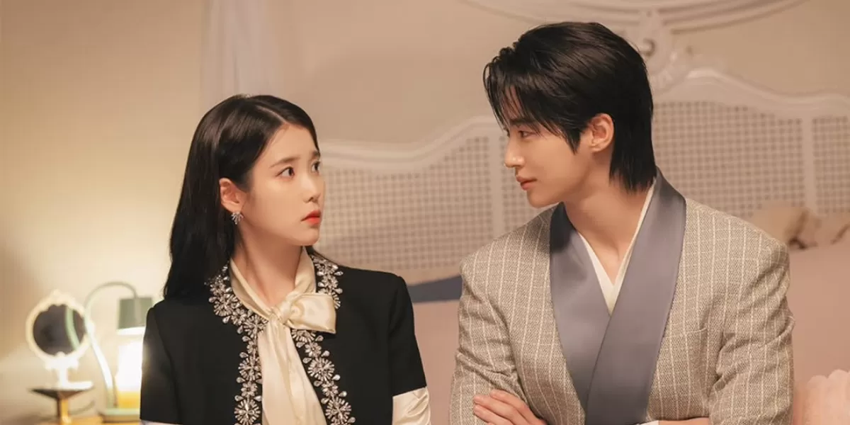 Aktor drakor Perfect Crown, IU dan Byeon Woo Seok sampaikan permintaan maaf atas kontroversi dalam drama tersebut. (Instagram.com/@mbcdrama_now)