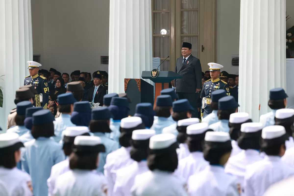 Prabowo memimpin upacara peringatan Hari Lahir Pancasila di halaman Gedung Kementerian Luar Negeri, Jakarta. (Press Release Badan Komunikasi Pemerintah (Bakom) RI)