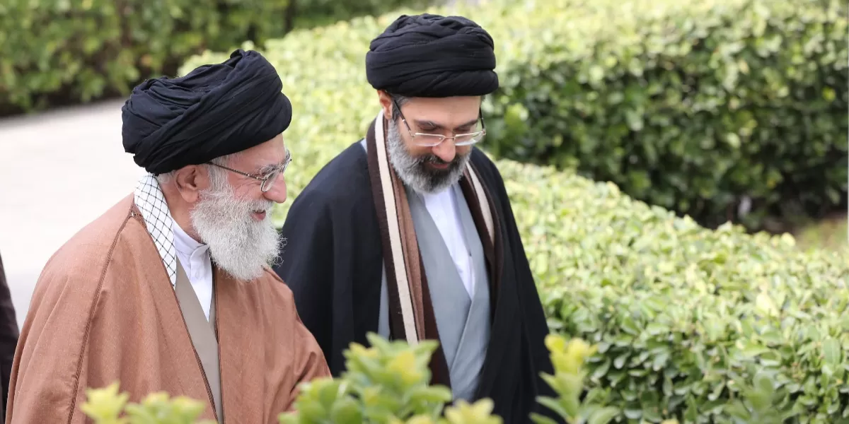 Menlu Iran Abbas Araghchi ungkap alasan Pemimpin Tertinggi Ayatollah Mojtaba Khamenei belum tampil di publik sejak penunjukkannya. (t.me/Khamenei_en)