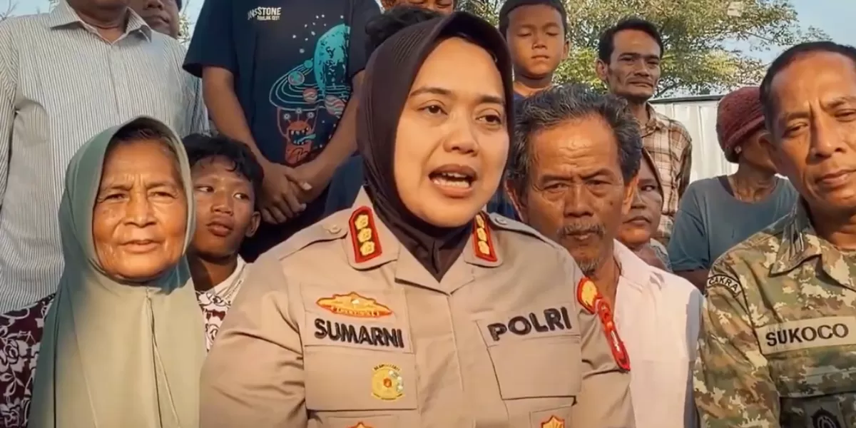 Kapolres Metro Bekasi Kombes Pol Sumarni bantah terlibat korupsi MBG, sebut akui pernah komunikasi dengan tersangka Sony Sonjaya. (Tangkapan layar YouTube POLRES METRO BEKASI)