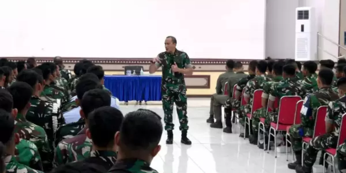 Danlanud Iswahjudi, Marsma TNI Muchtadi Anjar Legowo di Gedung Graha Dewanto Lanud Iswahjudi, Madiun. (tni-au.mil.id)