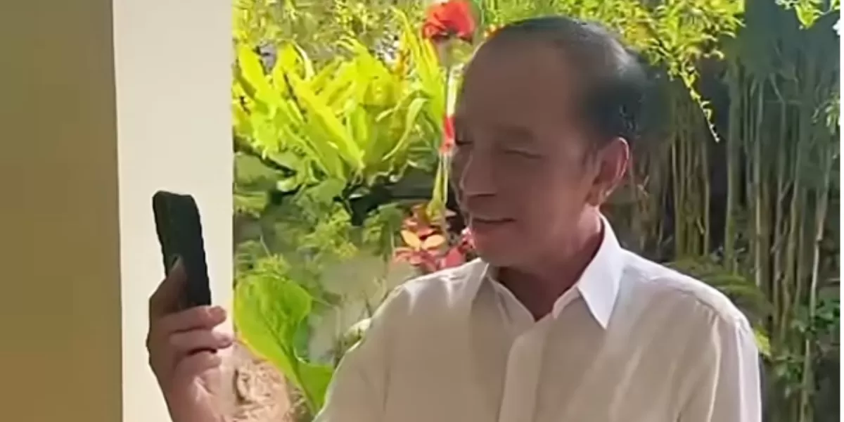 Simak cek fakta terkait dugaan istana yang kabarnya akan mengambil alih kasus ijazah palsu Jokowi di medsos. (Tangkap layar YouTube Joko Widodo)