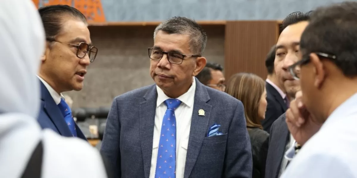 Anggota DPR Hinca Pandjaitan usul Jaksa Agung agar mengganti Kasubdit Penyidikan Jampidsus, sorot tentang kepercayaan publik. (Instagram.com/@hincaippandjaitanxiii)