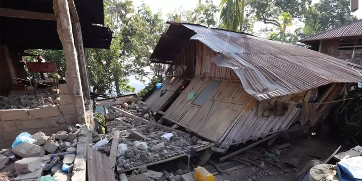 Ahli mitigasi bencana Daryono jelaskan mengapa gempa bermagnitudo 7,7 di NTT bisa memicu banyak gempa susulan. (Instagram.com/@bnpb_indonesia)