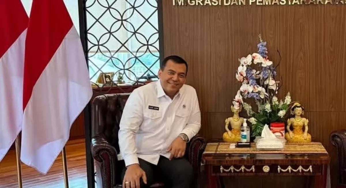 Wamen Imipas, Silmy Karim, menyerahkan diri ke KPK setelah kabar OTT di lingkungan Imigrasi Jakarta Barat. (Instagram/silmykarim)