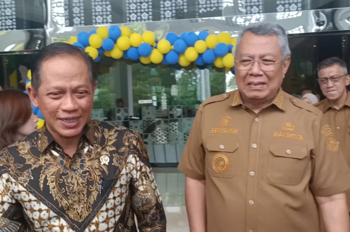 Menimbulkan gangguan kesehatan masyarakat atau pencemaran lingkungan, dapat dipidana penjara minimal 4 tahun dan maksimal 10 tahun.