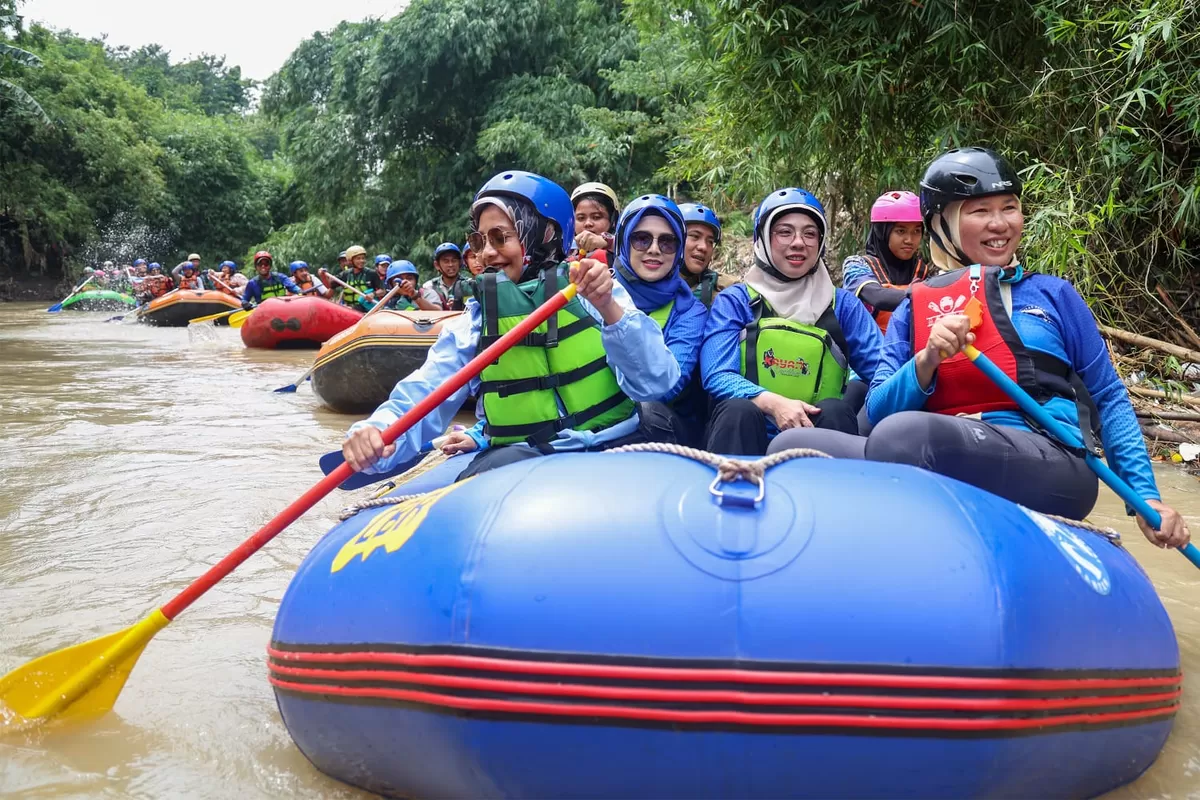 Jalur susur sungai ini secara resmi dikenalkan sebagai Wisata Air Kali Cibanten yang mengusung konsep wisata edukasi sejarah