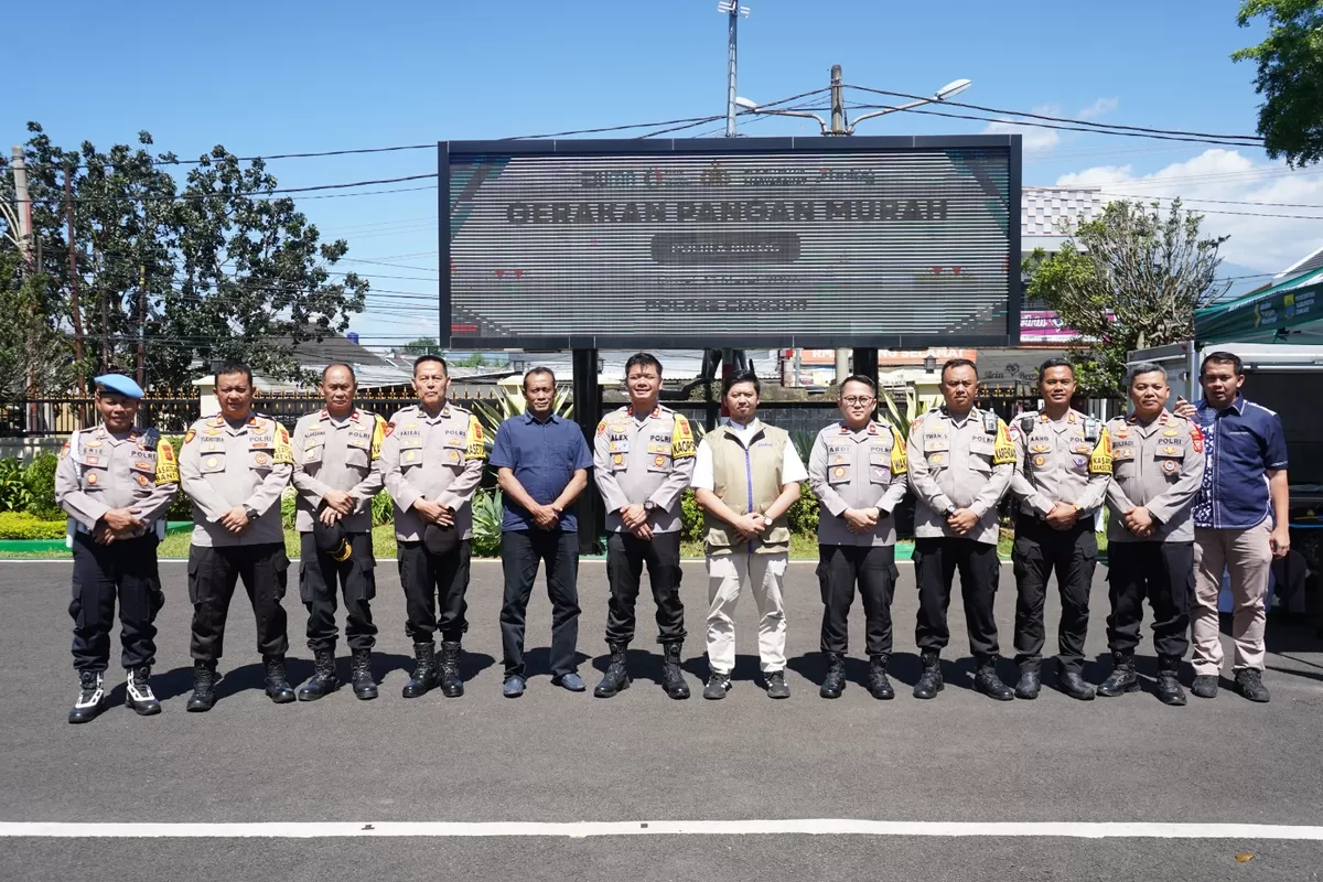 Gerakan Pangan Murah Polri yang dilaksanakan secara serentak dan terhubung daring dengan pimpinan Wakapolri