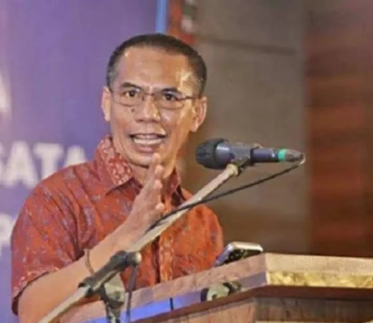 Serikat Perusahaan Pers (SPS) Pusat menegaskan bahwa keterbukaan ekonomi tidak boleh mengorbankan kepentingan industri pers dalam negeri.