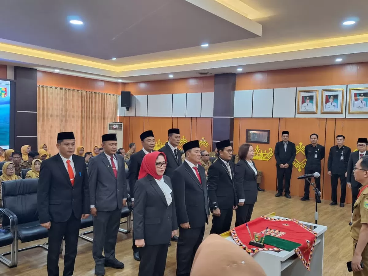 Prosesi pelantikan dan pengambilan sumpah/janji jabatan tersebut dipimpin langsung Wakil Bupati Tanggamus