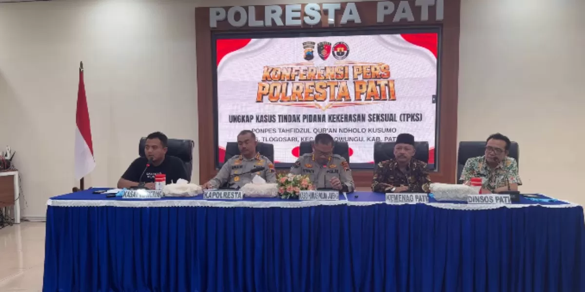 Menyoroti fakta terkini terkait kasus dugaan pencabulan oleh pengasuh Ponpes Ndholo Kusumo, Pati. (YouTube.com / Polresta Pati Official)