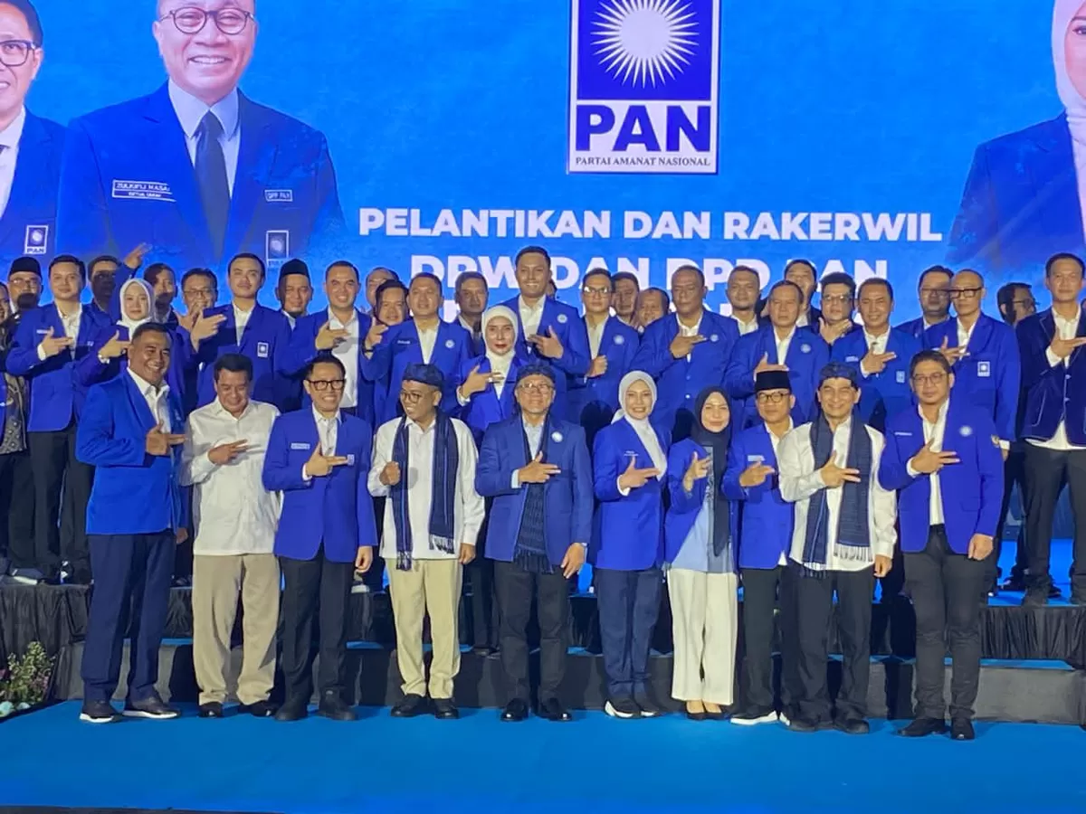Kegiatan bertajuk &ldquo;Solid Bergerak Bantu Rakyat Menuju 3 Besar&rdquo; itu menjadi momentum konsolidasi besar PAN di Banten