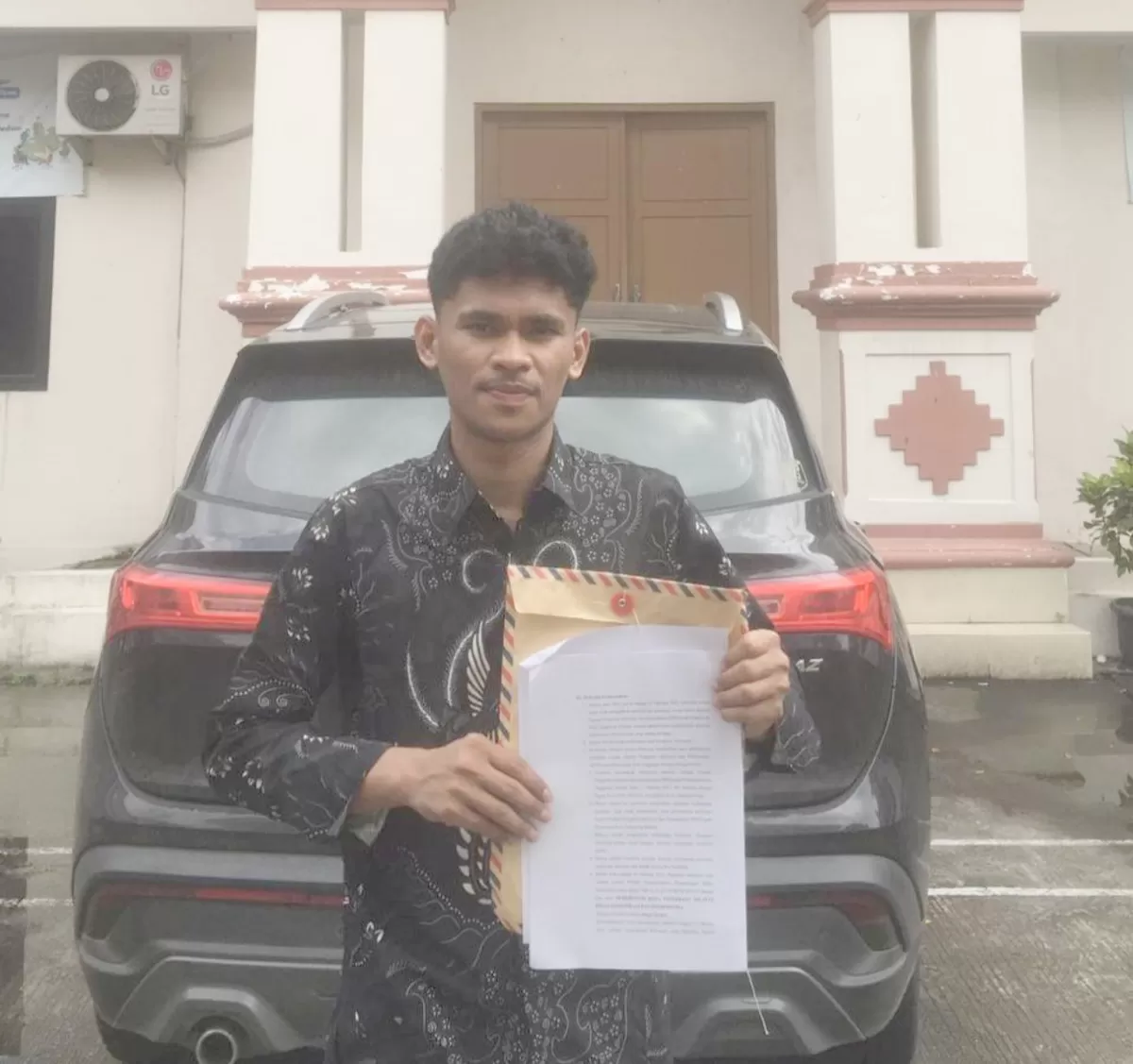 Mahasiswa sekaligus pemohon informasi, M. Rizki Tanarubun